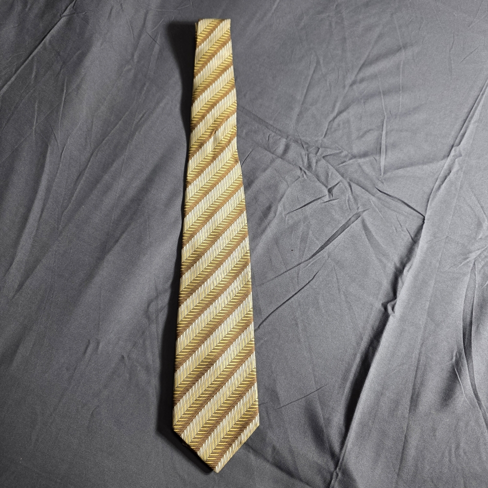 Stylish Gold Patterned Men's Tie
